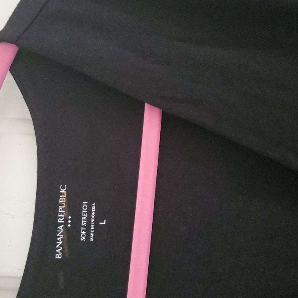 Banana Republic Black V Neck Bodysuit - Picture 2 of 7
